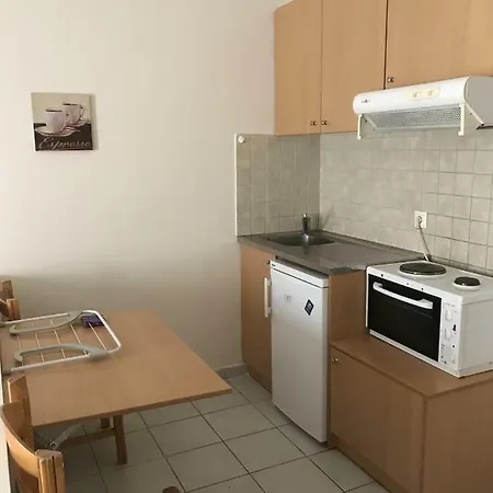 Apartment Chc Amazones - Melanippi With A/c